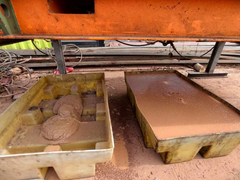 Decanter centrifuge training in West Africa
